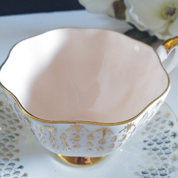Queen Anne Bone China Tea Cup Pink Gold - Picture 16 of 16